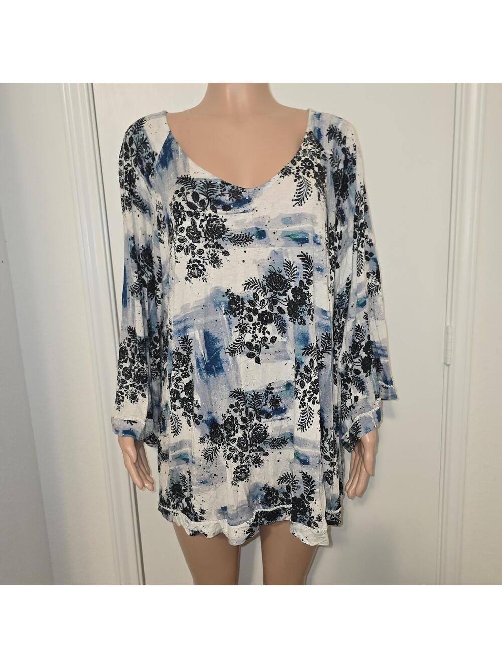 Cato Boho Floral Pullover V-Neck Stretch Blouse 26/28 W Bell Sleeves